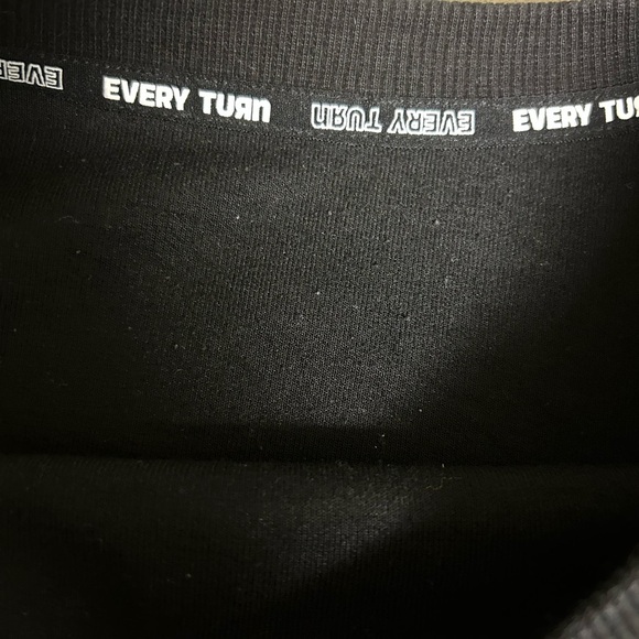 Every turn youth brand Black and Gray Colorblock Sweatshirt - Picture 3 of 5
